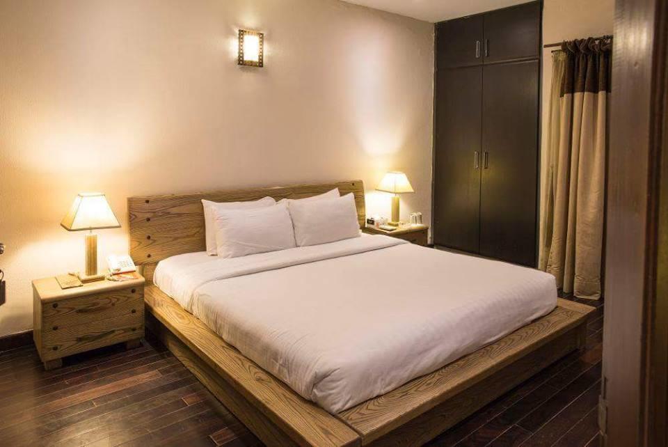 Maisonette Hotel & Apartments Lahore Ngoại thất bức ảnh