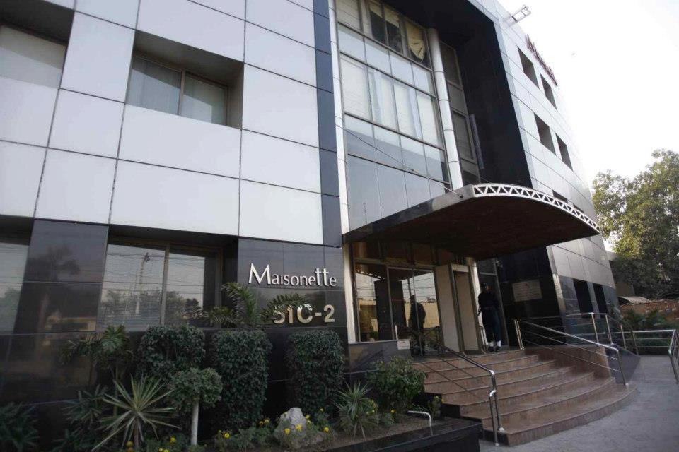 Maisonette Hotel & Apartments Lahore Ngoại thất bức ảnh